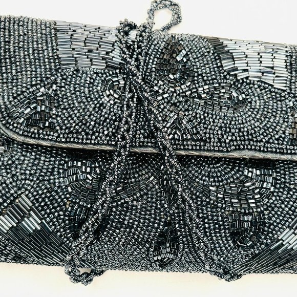 🌙 Dark Silver Vintage Beaded Evening Clutch – Italian Beads & Satin Elegance - Picture 8 of 12